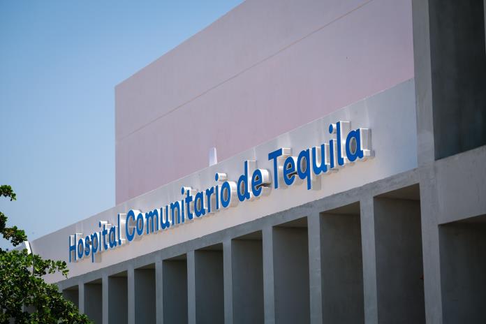 Tequila inaugura su primer hospital; al fin, 45 mil habitantes recibirán atención en su municipio Tequila inaugura su primer hospital; al fin, 45 mil habitantes recibirán atención en su municipio