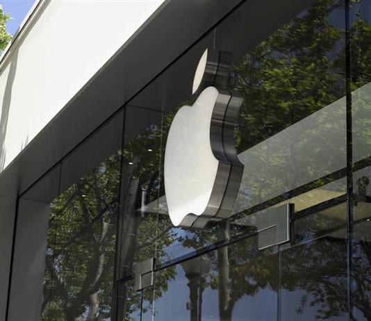 Apple renueva su estrategia IA y critica la carrera tecnol&oacute;gica sin sentido del sector