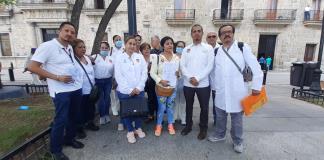 Denuncia Sindicato Autónomo de los Hospitales Civiles que les impiden el paso para dialogar con los trabajadores